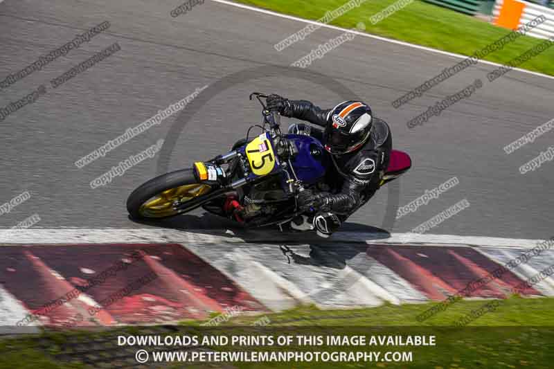cadwell no limits trackday;cadwell park;cadwell park photographs;cadwell trackday photographs;enduro digital images;event digital images;eventdigitalimages;no limits trackdays;peter wileman photography;racing digital images;trackday digital images;trackday photos